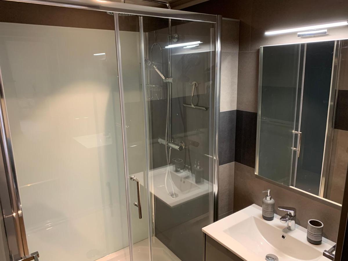 Chambre D'Hotes Naturiste Le Jardin Des Hirondelles Blanzaguet-Saint-Cybard Exteriör bild