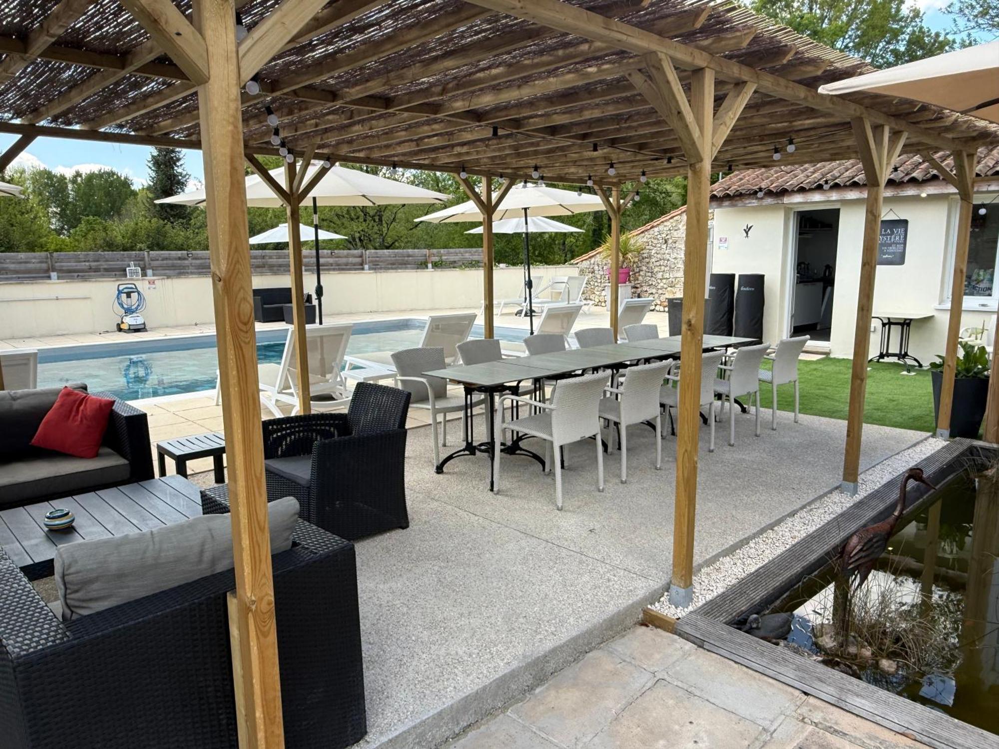 Chambre D'Hotes Naturiste Le Jardin Des Hirondelles Blanzaguet-Saint-Cybard Exteriör bild